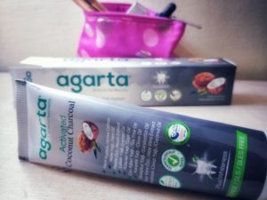 Agarta Kömürlü Diş Macunu