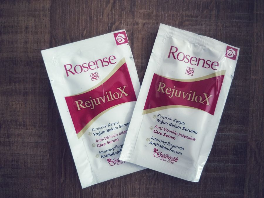 Rosense Rejuvilox Kırışıklık Karşıtı Yoğun Bakım Serumu