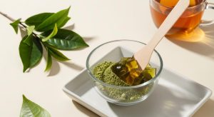 Evde Soyulabilir Yeşil Çay Maskesi Nasıl Yapılır?