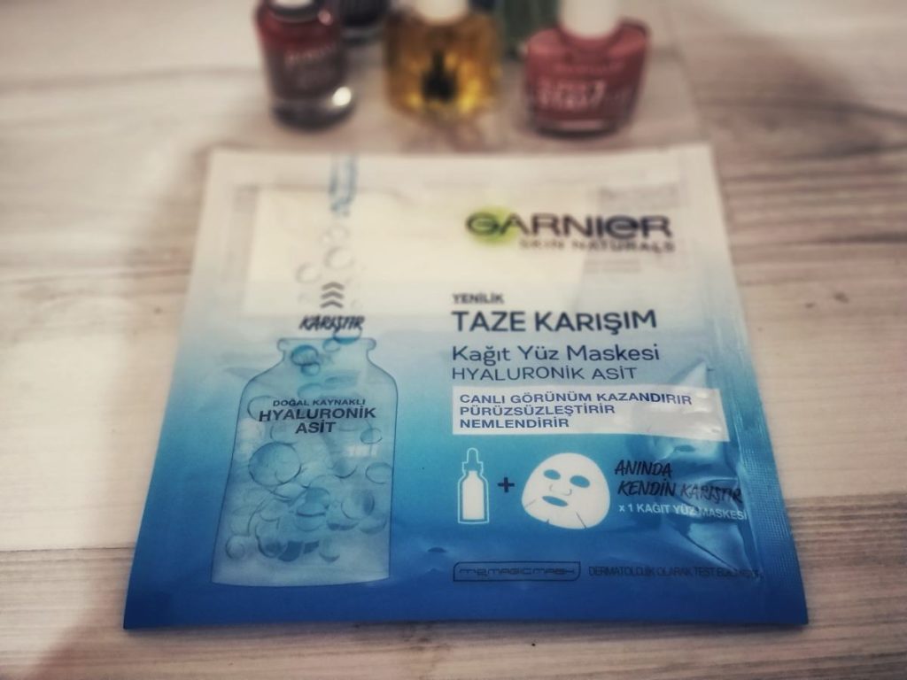 Garnier taze karışım hyaluronik asit kağıt yüz maskesi